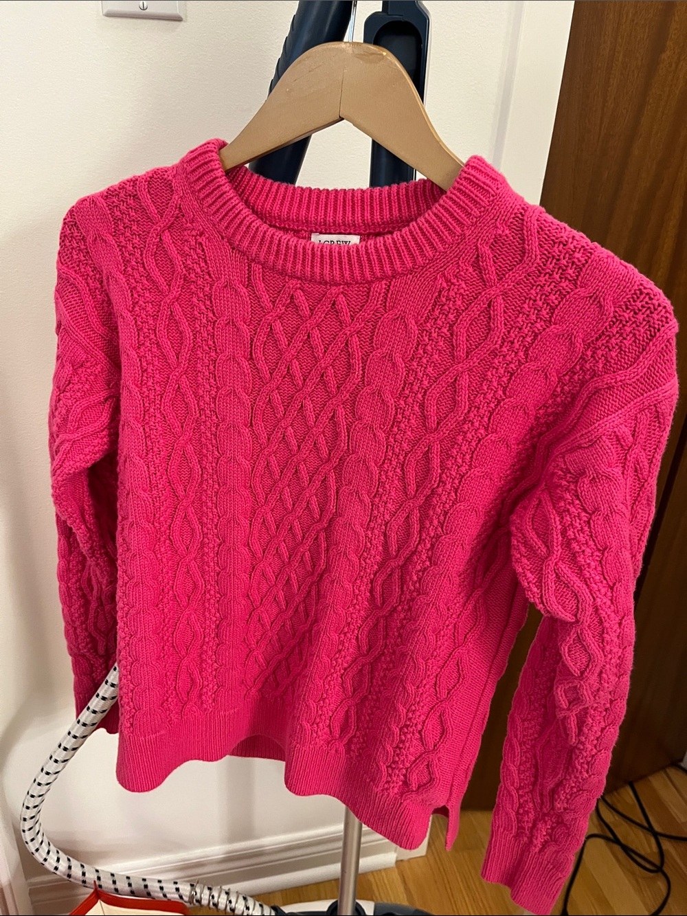 J Crew Cable Knit Crewneck Sweater in Vibrant Pink